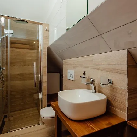 Wellness Kralov Dvor Cremosne