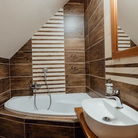 Wellness Kralov Dvor 게스트하우스