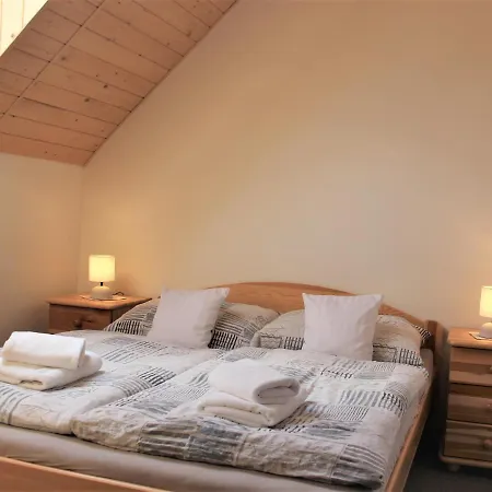 게스트하우스 Wellness Kralov Dvor Cremosne