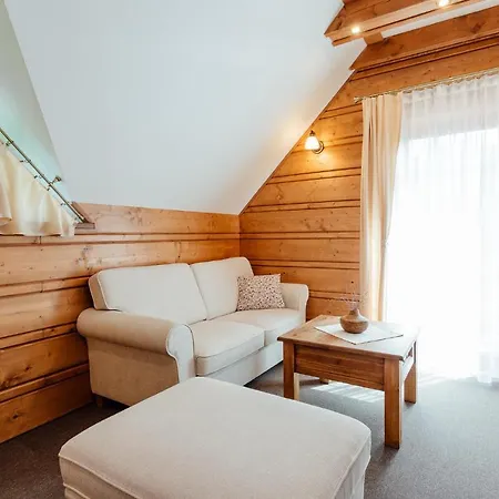 Wellness Kralov Dvor * Cremosne